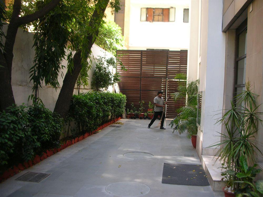 House By Howard New Delhi Buitenkant foto