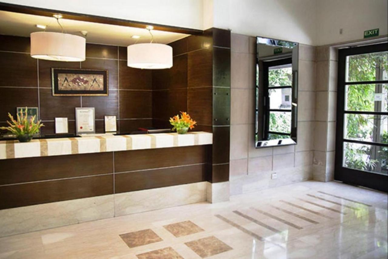 House By Howard New Delhi Buitenkant foto