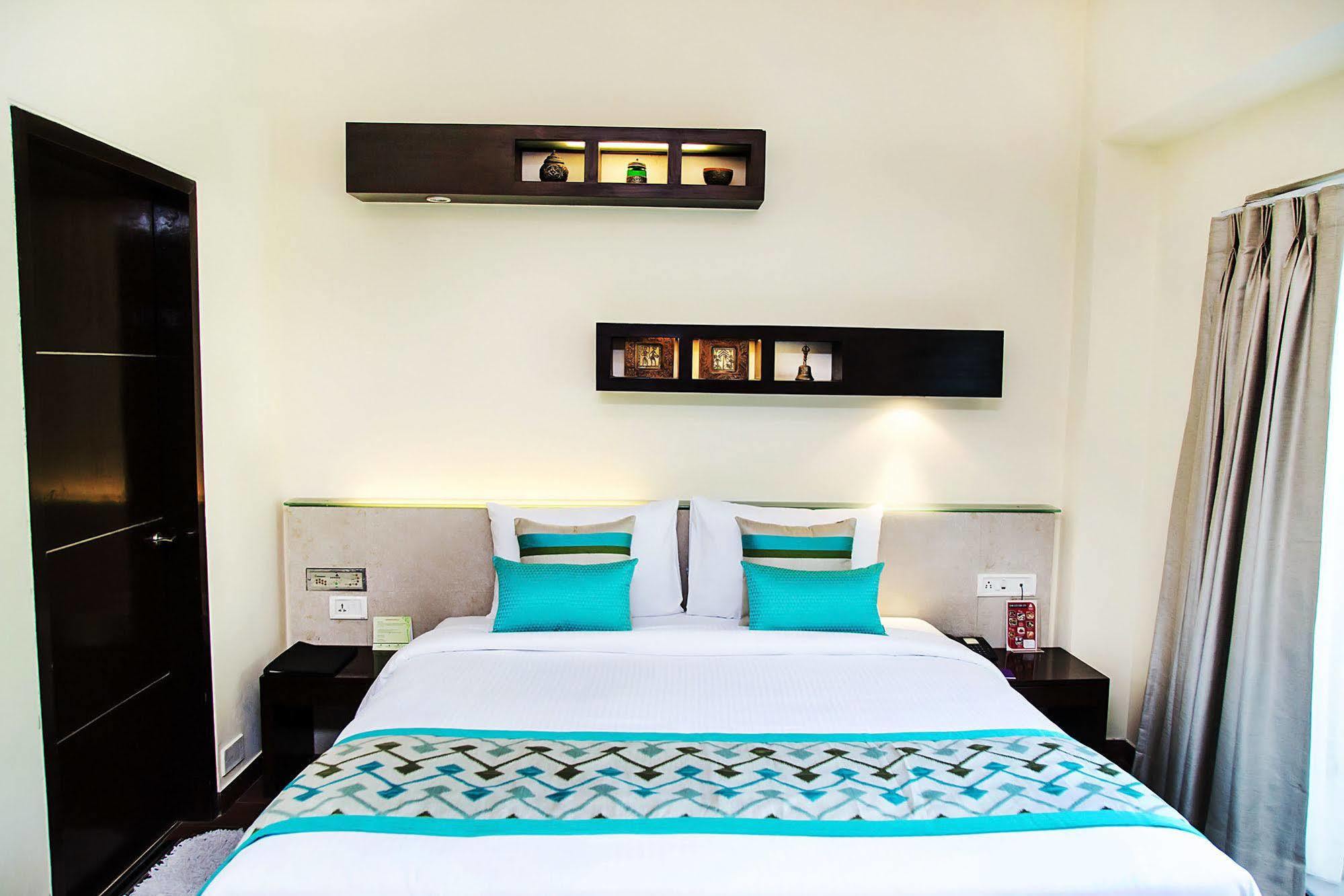 House By Howard New Delhi Buitenkant foto