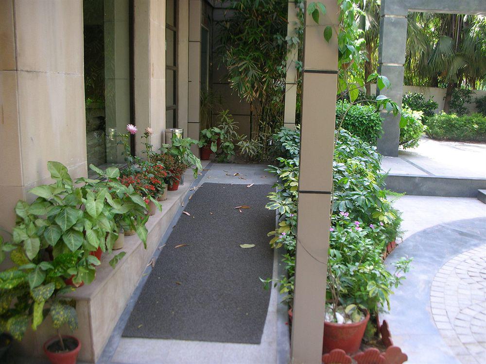House By Howard New Delhi Buitenkant foto